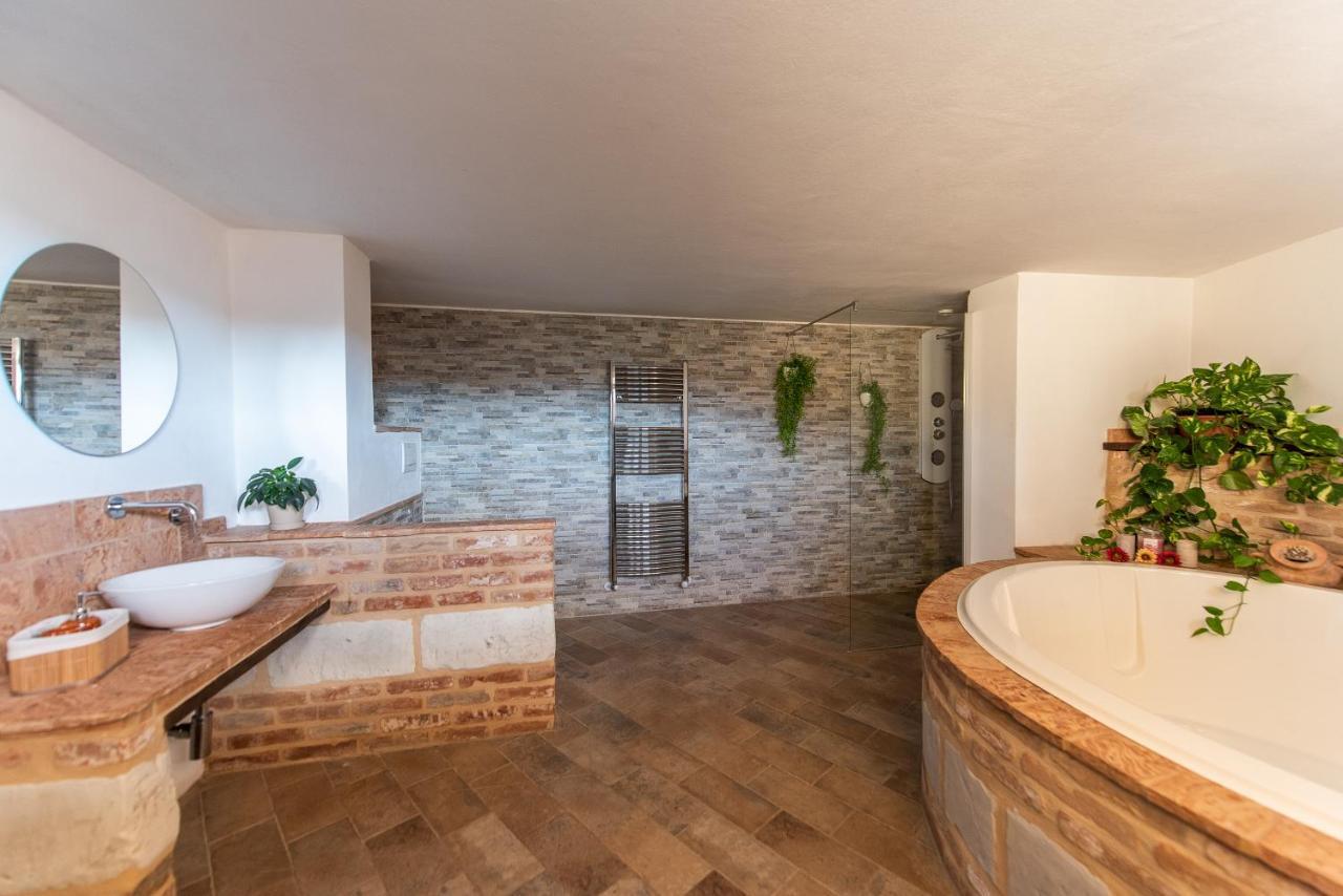 Casa Del Nebbiolo Apartamento Camino Exterior foto